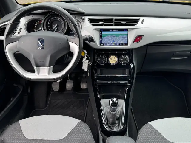 DS DS 3 1.2 PureTech Chic | A/C | NAVI | 2e EIG 2017 Benzine 11