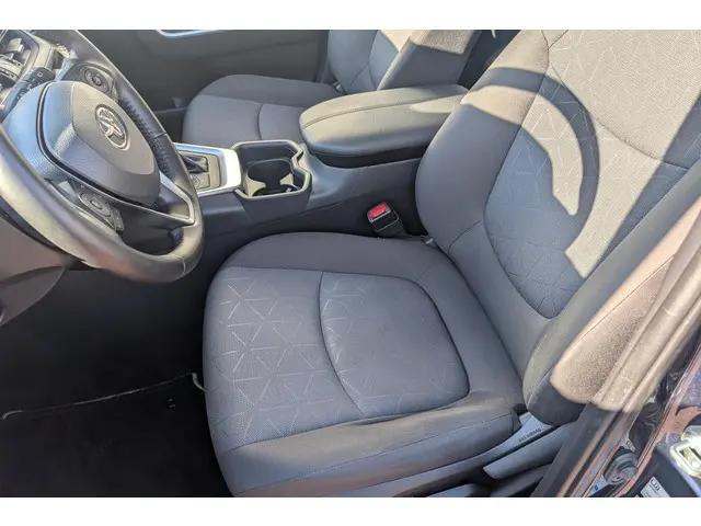 Toyota RAV4 2.5 Hybrid AWD Active 2020 Hybride Benzine 2