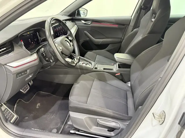 Škoda Octavia Combi 1.0 TSI MHEV Sport Aut7 2021 Benzine 35