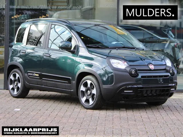 Fiat Panda 1.0 Hybrid Pandina 2025 Benzine
