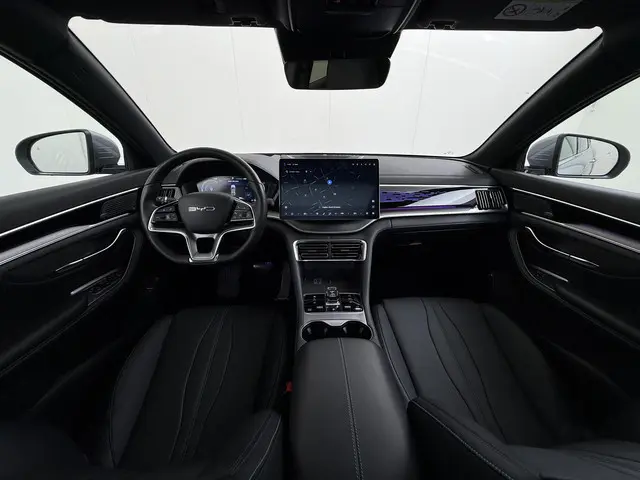 BYD SEAL U Design 87 kWh 2024 Elektrisch 25