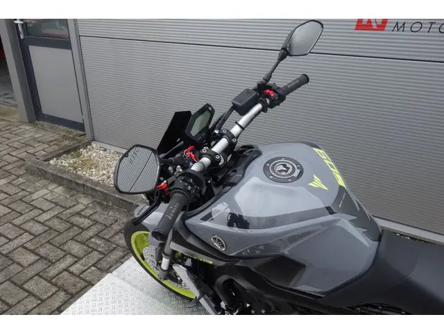 Yamaha MT 09 ABS 2017 Benzine 21