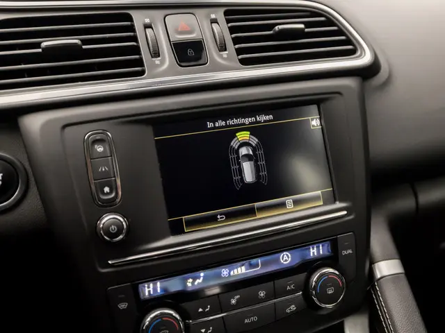 Renault Kadjar 1.2 TCe Bose Sport 2017 Benzine 31