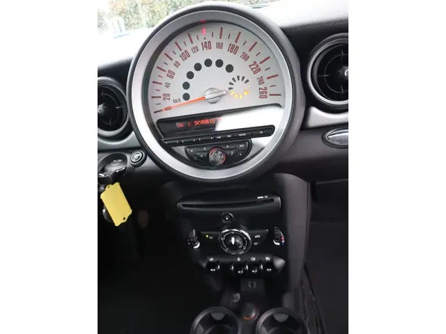 MINI One 1.6 2013 Benzine 12