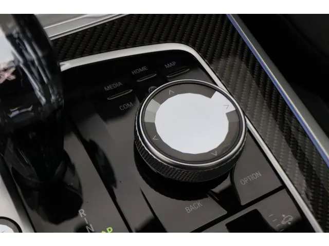 BMW X5 xDrive45e High Executive 2021 Hybride Benzine 71