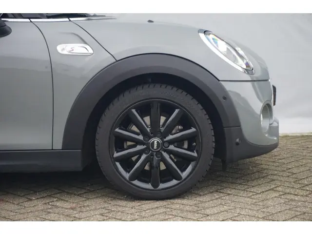 MINI 5-Deurs Cooper S Chili 2020 Benzine 6