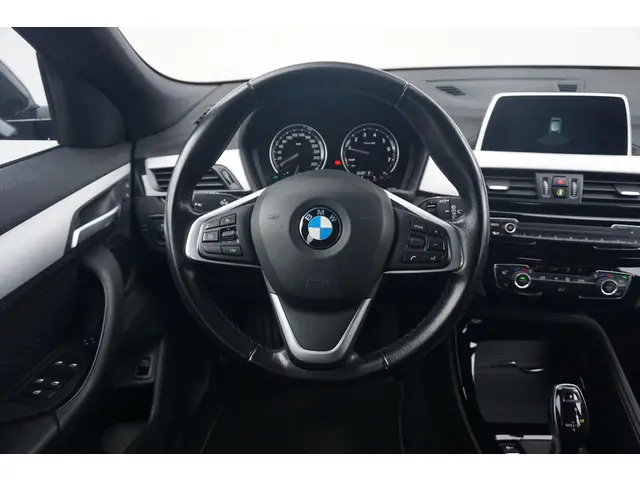 BMW X2 sDrive18i 2019 Benzine 10