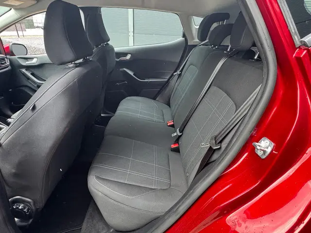 Ford Fiesta 1.1 Facelift / Navi / 72.000 km Nap!!!! 2019 Benzine 7