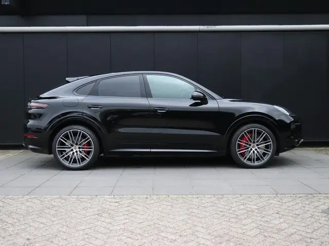 Porsche Cayenne 3.0 E-Hybrid 2020 Hybride Benzine 4