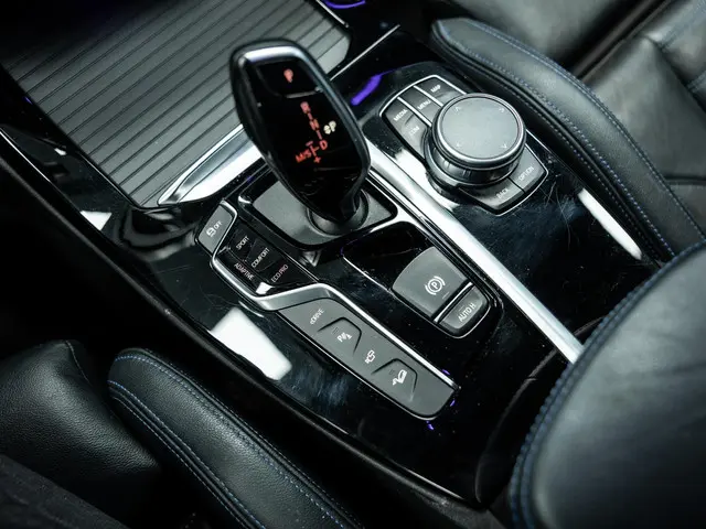 BMW X3 xDrive30e High Executive 2021 Hybride Benzine 34