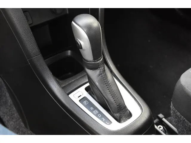 Suzuki Swift 1.2 Dynamic Automaat 2014 Benzine 14