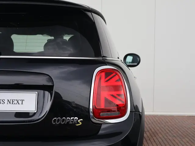 MINI Electric Mini MINI Yours 33 kWh 2023 Elektrisch 8