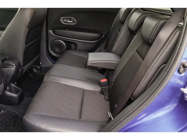 Honda HR-V 1.5i V-TEC EXECUTIVE 2019 Benzine 18