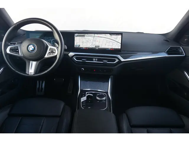 BMW 3 Serie Sedan 320e 2023 Hybride Benzine 7