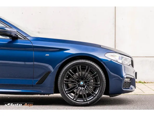 BMW 5 Serie 520i M-sport 2020 Benzine 4
