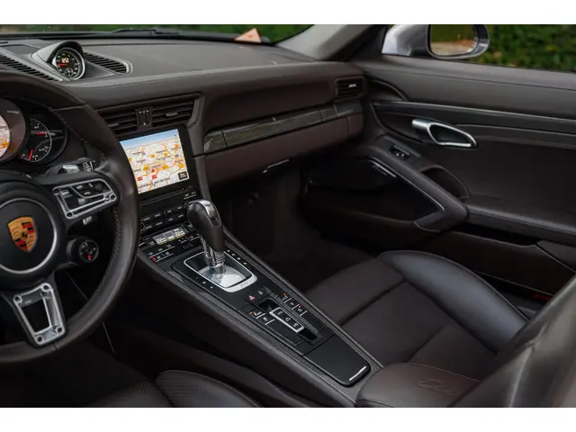 Porsche 911 991 Cabrio 3.8 Turbo S 2018 Benzine 22