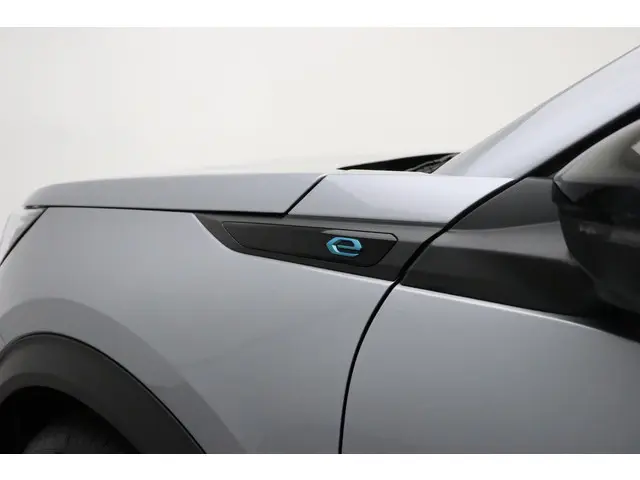 Peugeot e-2008 EV Active Pack 50 kWh 2022 Elektrisch 17