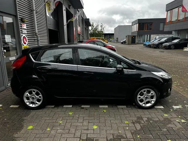 Ford Fiesta 1.25 Titanium 2012 Benzine 5