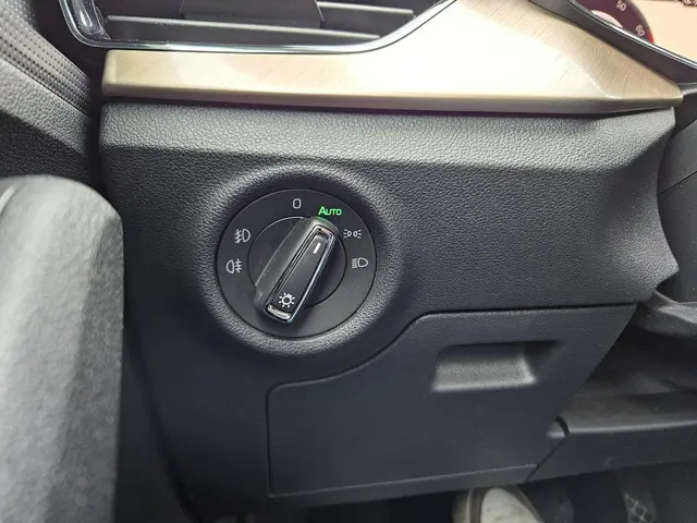 Škoda Scala 1.0 TSI Business Edition 2019 Benzine 16