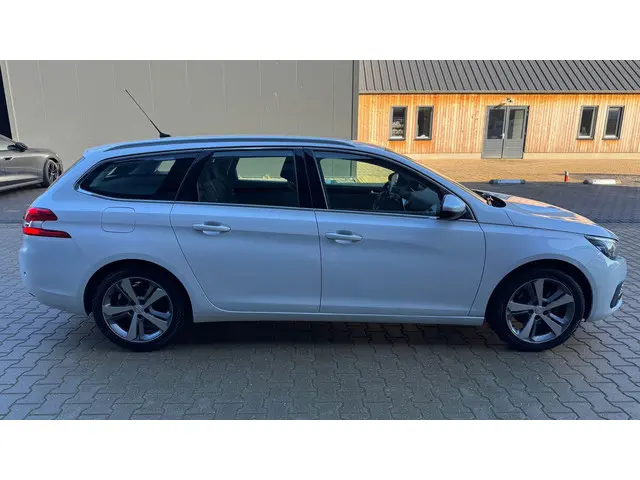 Peugeot 308 SW 1.2 PureTech GT-line 2018 Benzine 14
