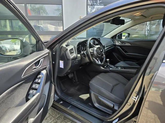 Mazda 3 2.0 SkyActiv-G 120 SkyLease GT 2018 Benzine 18