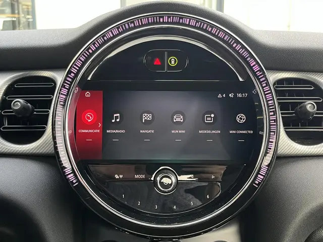 MINI Cooper Cabrio 2.0 John Works Chili 2017 Benzine 96