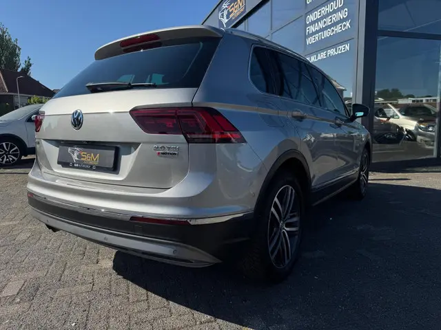 Volkswagen Tiguan 2.0 TSI 4Motion Highline 2016 Benzine 10