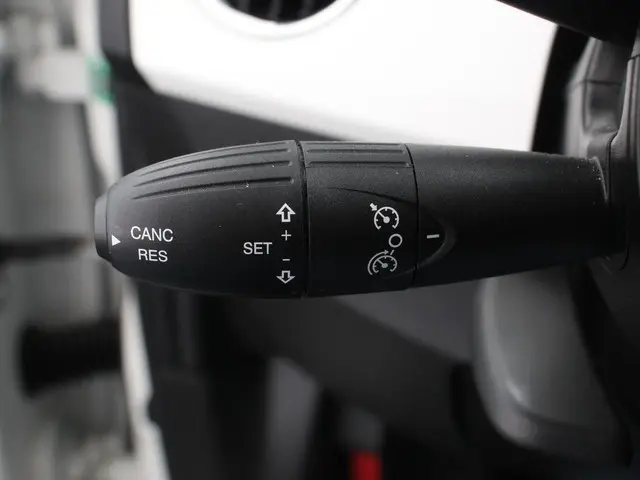 Fiat 500 1.0 Hybrid Dolcevita 2024 Benzine 14