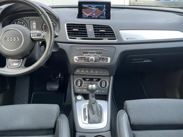 Audi Q3 2.0 TFSI quattro Sport Pro Line S 2015 Benzine 66