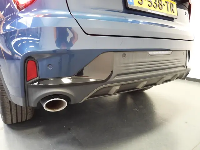 Lynk & Co 01 1.5 PHEV BlackLine 2023 Hybride Benzine 36