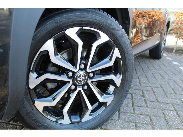 Toyota Yaris Cross 1.5 VVT-I Dynamic 2023 Benzine 4