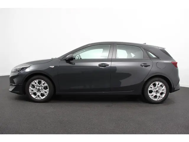 Kia Ceed 1.0 T-GDi Comfort 2023 Benzine 8