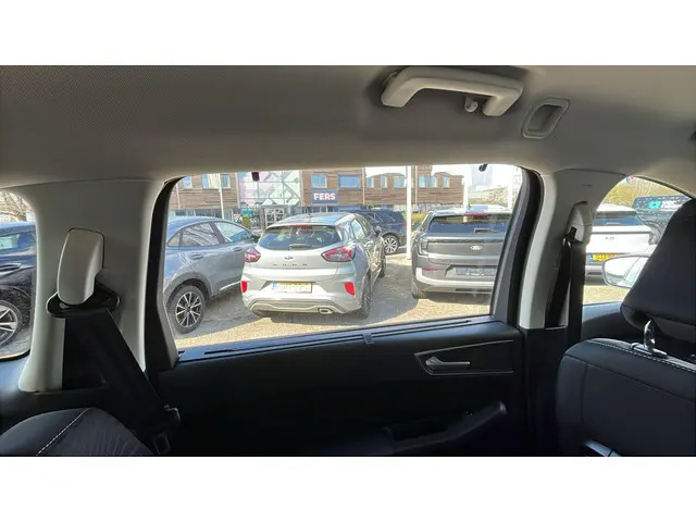 Ford S-Max 2.5 Hybride Connected 2022 Hybride Benzine 10