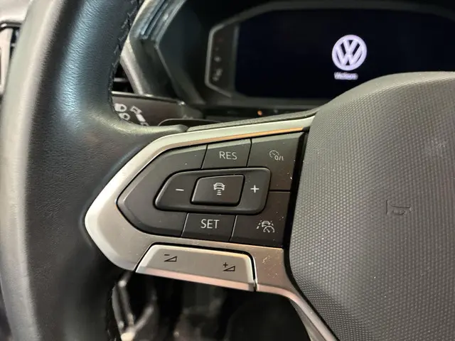 Volkswagen T-Cross 1.0 TSI 110pk DSG Life 2023 Benzine 8