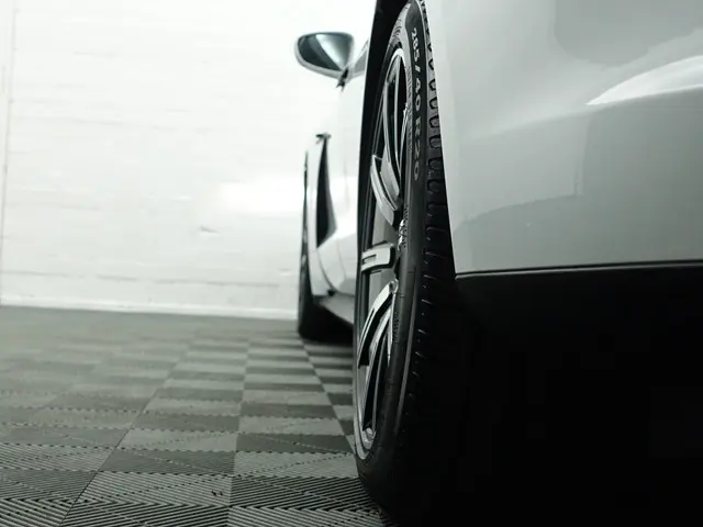 Porsche Taycan Performance 84 kWh- 2021 Elektrisch 38