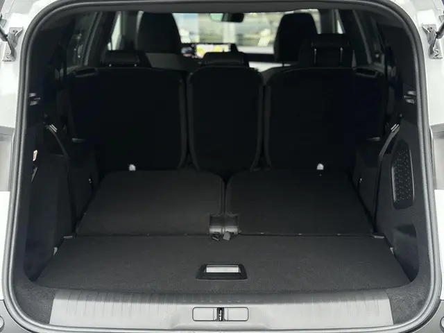 Peugeot 5008 1.2 Hybrid 136pk Allure 2025 Hybride Benzine 9