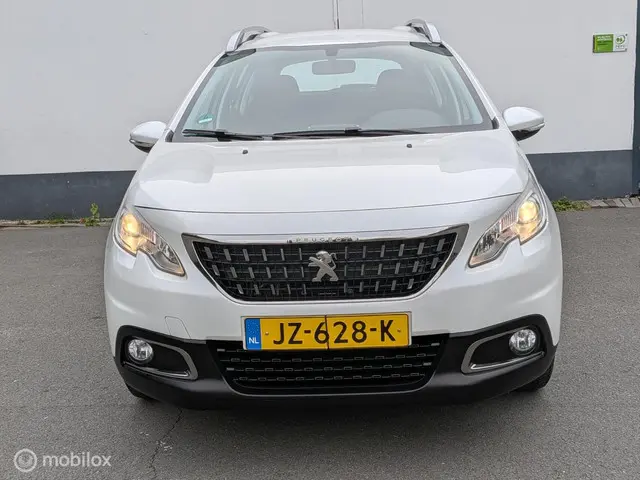 Peugeot 2008 1.2 PureTech Blue Lion 2016 Benzine 3