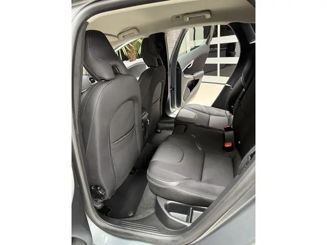 Volvo V40 1.5 T2 Inscription Automaat! 2019 Benzine 8