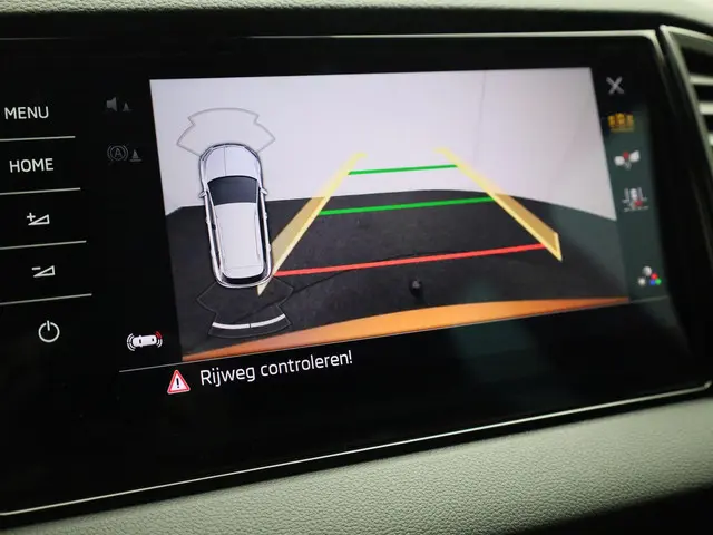 Škoda Karoq 1.5TSI/150PK ACT Sportline DSG 2025 Benzine 10