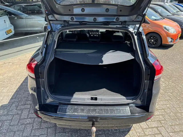 Renault Clio Estate TCe 90 Energy Bose 2019 Benzine 17