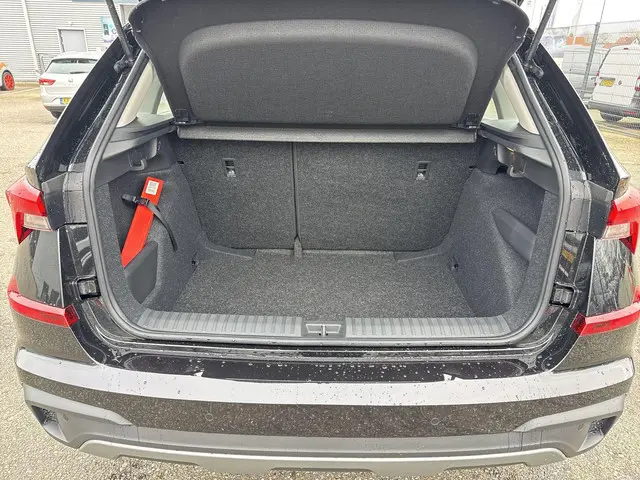 Škoda Kamiq 1.0 TSI Selection 115PK 2026 Benzine 23