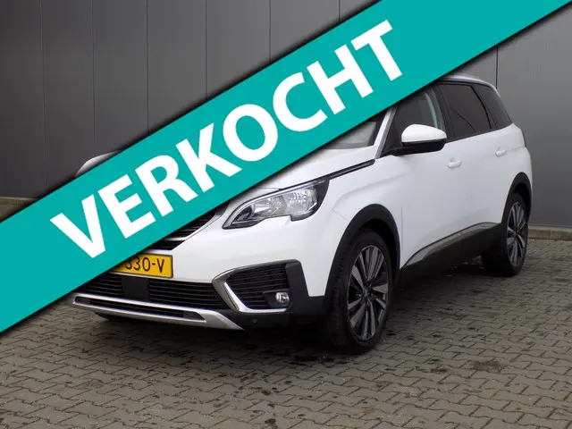 Peugeot 5008 1.2 PureTech Blue Lease Premium 2018 Benzine 1