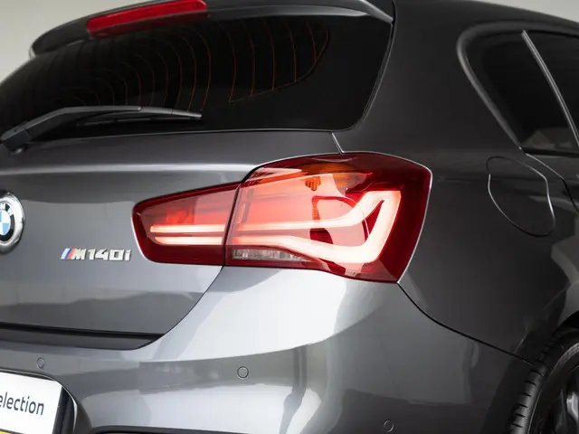 BMW 1 Serie M140i 2020 Benzine 16