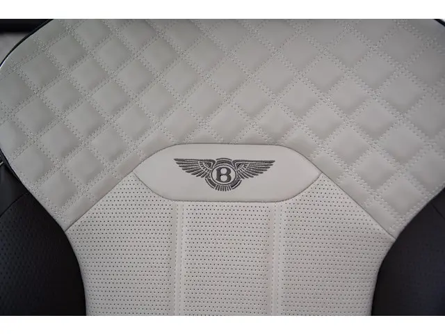 Bentley Bentayga 3.0 V6 Hybrid 2022 Hybride Benzine 94