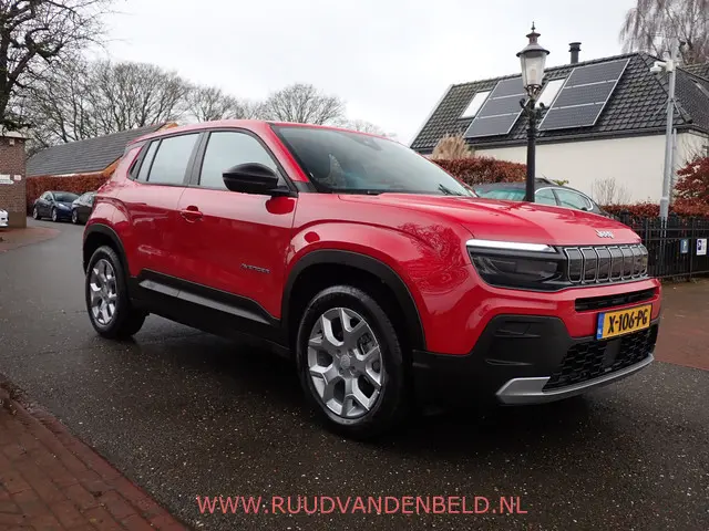 Jeep Avenger Altitude 54kWh 2024 Elektrisch 3