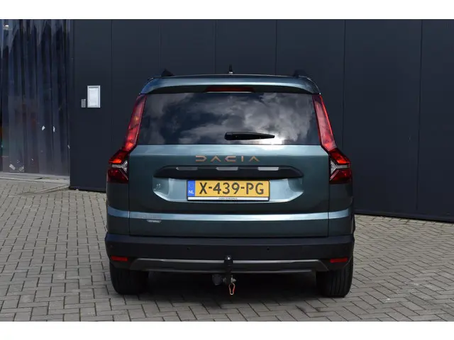 Dacia Jogger Hybrid 140 Extreme 7p. 2024 Hybride Benzine 7