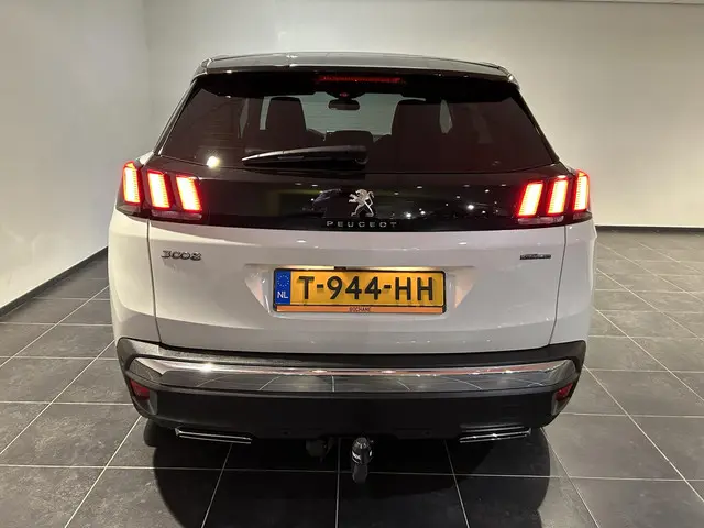 Peugeot 3008 1.6 PureTech GT Line 2020 Benzine 18