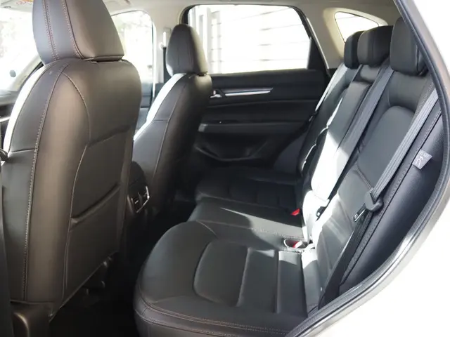 Mazda CX-5 2.0 SkyActiv-G 165 Luxury 2022 Benzine 12