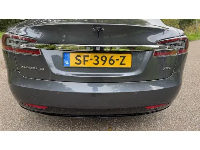 Tesla Model S 75D Base 2018 Elektrisch 7