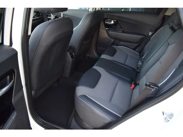 Kia e-Niro DynamicPlusLine 64kWh 3-Fase 2021 Elektrisch 5